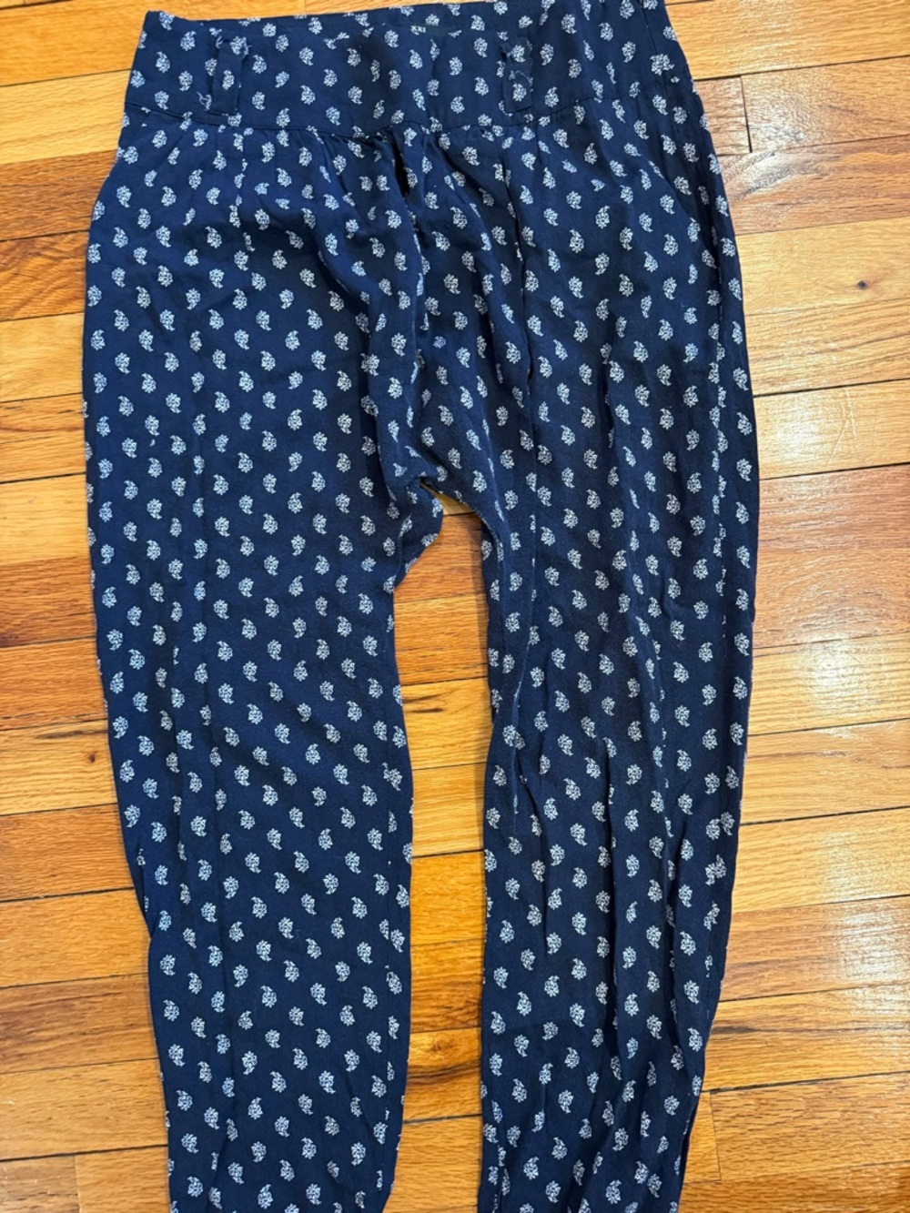 Forever 21 Navy Floral Print Pants